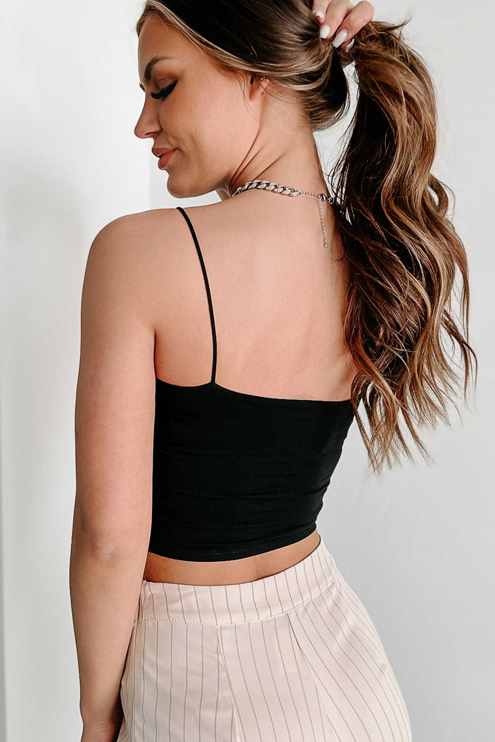 Black Spaghetti Strap Skinny Fit Cropped Tank Top